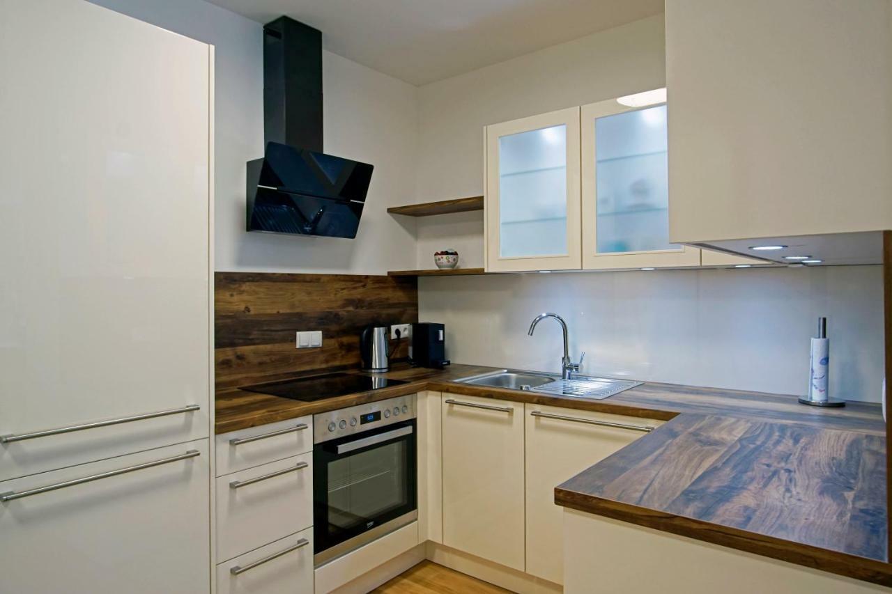 English Theater Apartment At Rathaus ウィーン エクステリア 写真